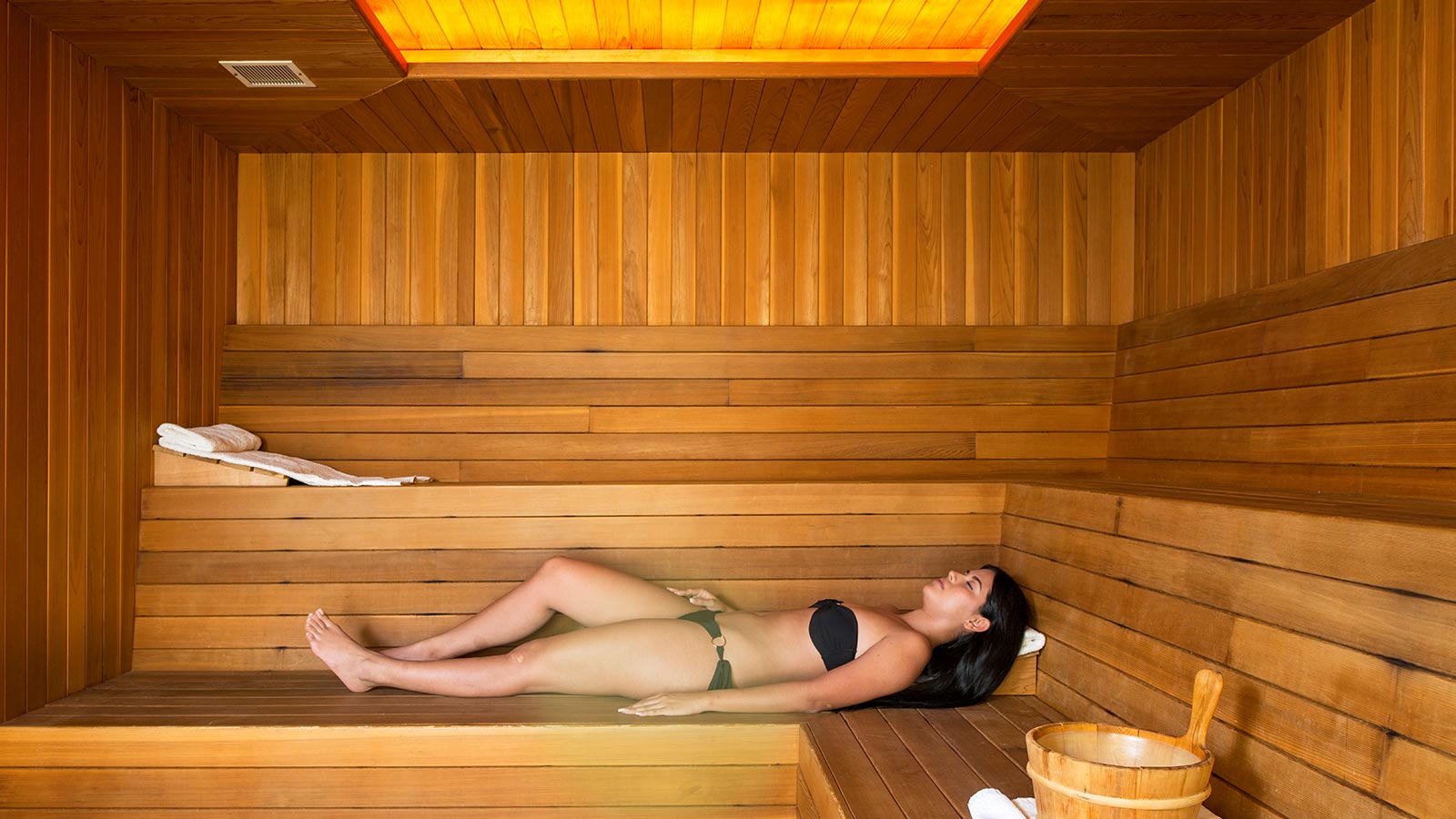 Relajación en el sauna de Sabila Spa