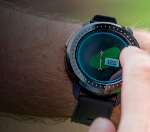 ideas de regalos para golfistas Reloj GPS Bushnell ION Elite