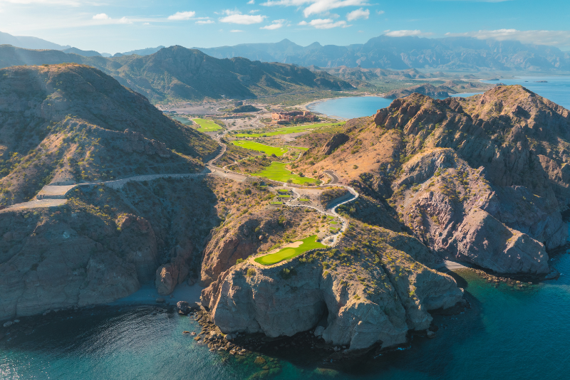 TPC Danzante Bay Ubicado en un Paisaje Único de Baja California Sur